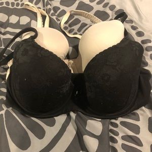 32DD VS bras